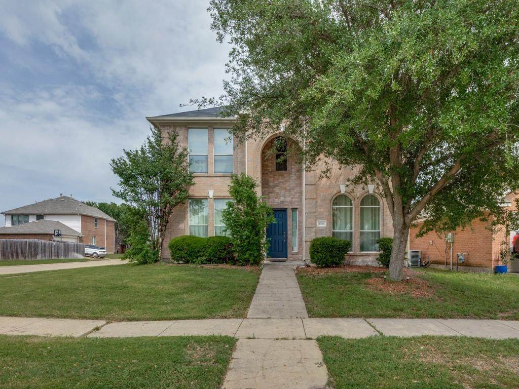 6701 Kinross Drive - Photo 1