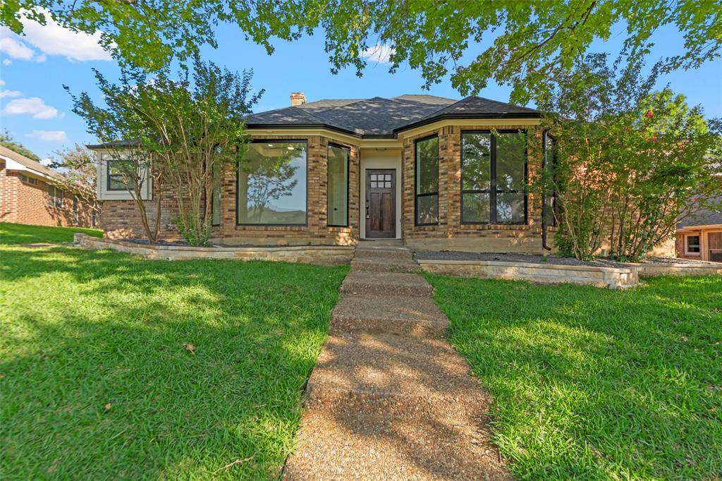 1213 Sycamore Drive - Photo 1