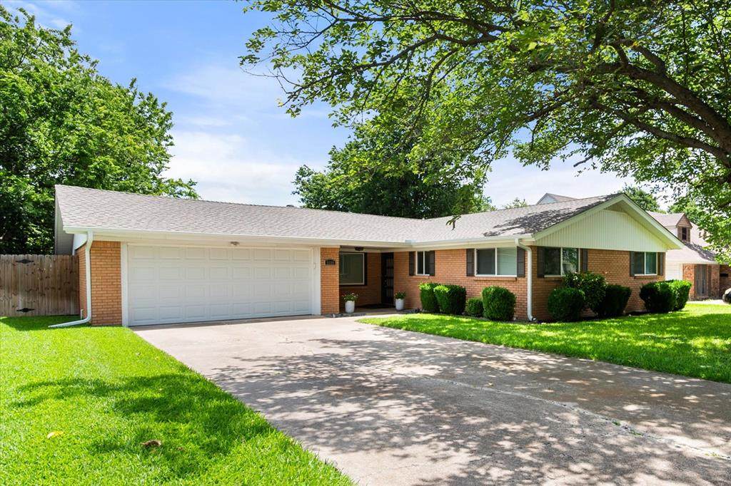 5609 Westcreek Drive - Photo 1