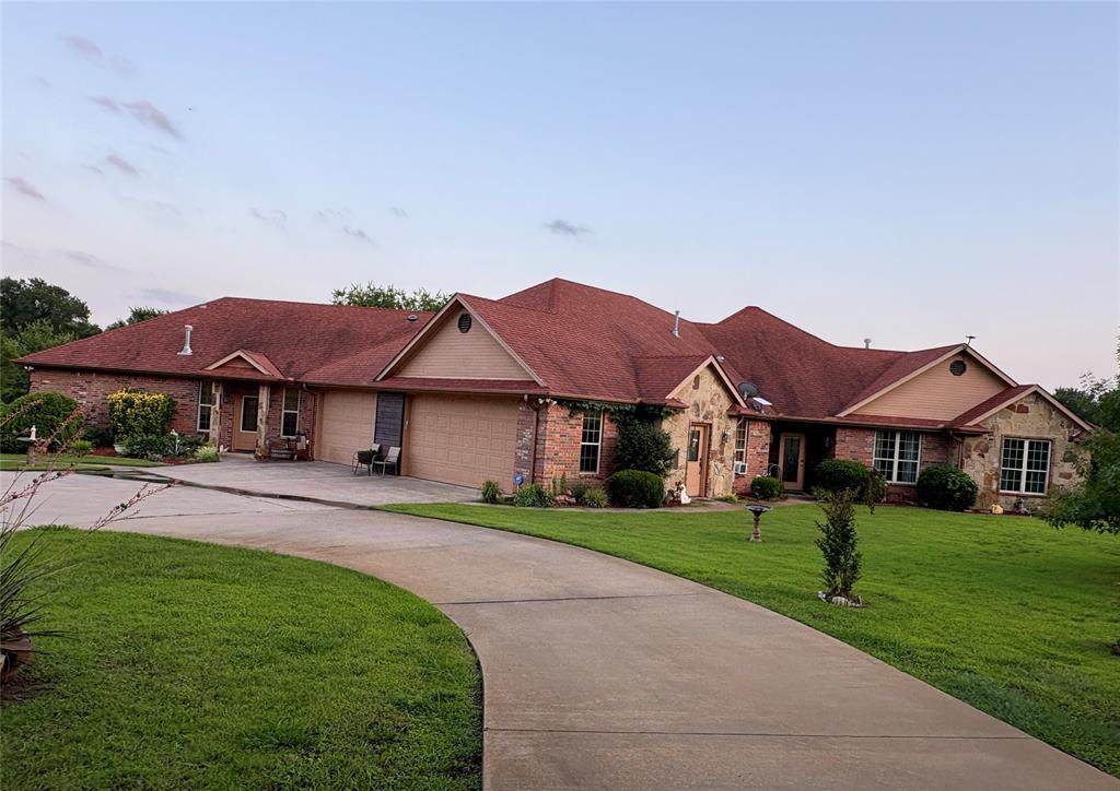 3084 Hagerman Road - Photo 1