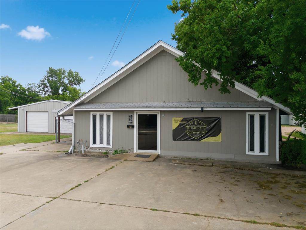 406 Live Oak Street - Photo 1