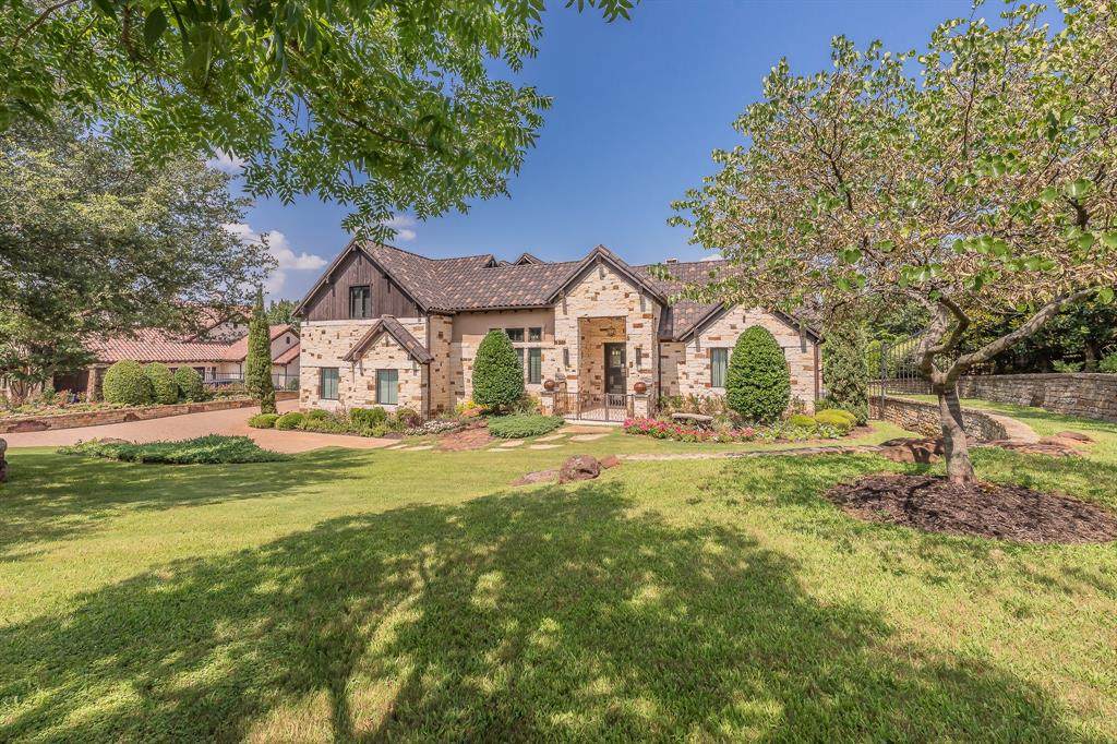 1413 Post Oak Place - Photo 1