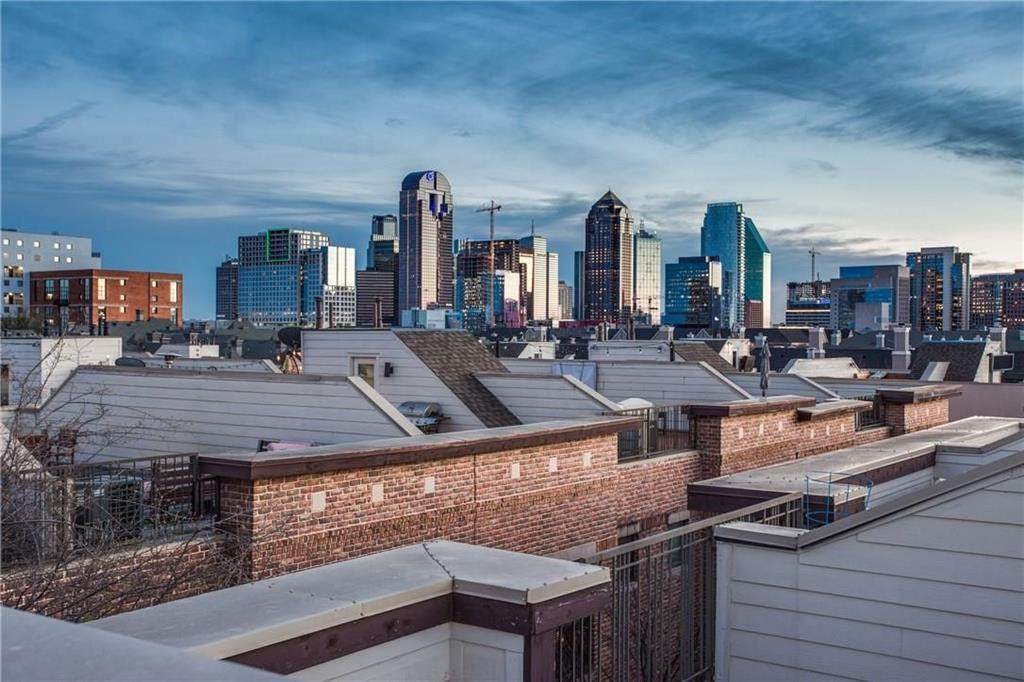 2411 Hall Street - Photo 1