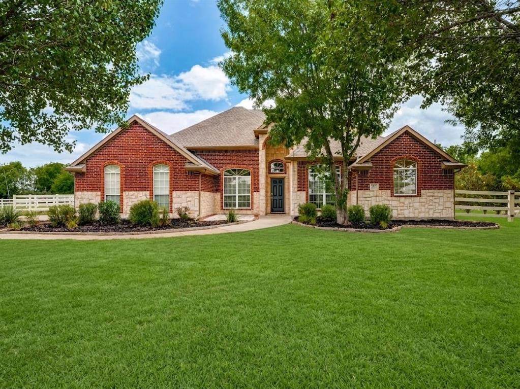 920 Hamilton Drive - Photo 1