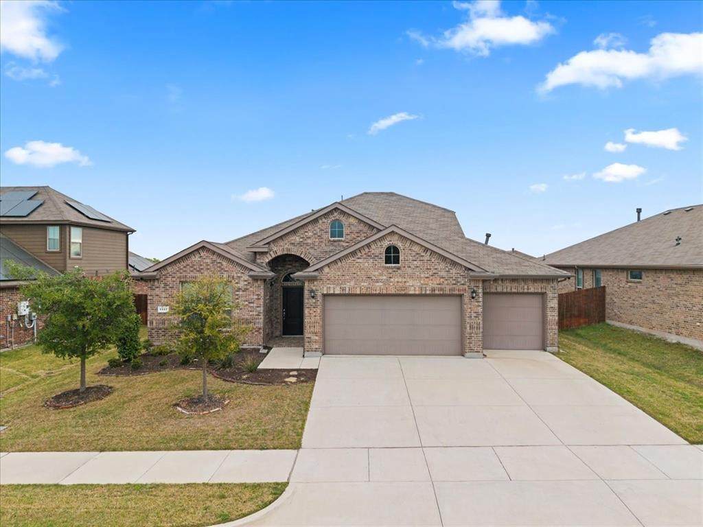 1117 Scotney Lane - Photo 1