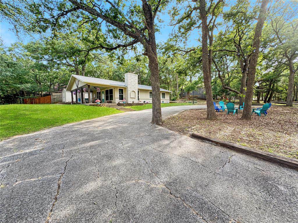 286 Lakewood Lane - Photo 1