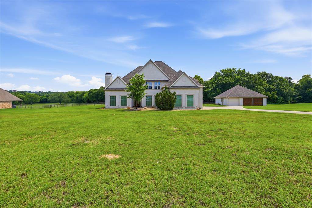 152 Boyce Lane - Photo 1