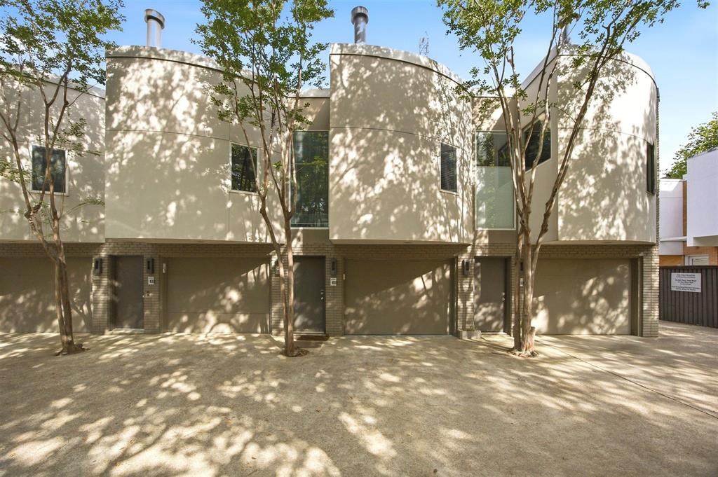 4241 Buena Vista Street - Photo 1