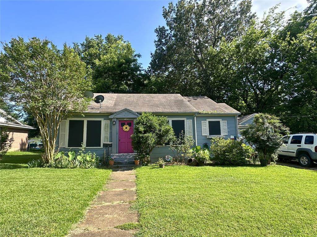 1832 Polk - Photo 1