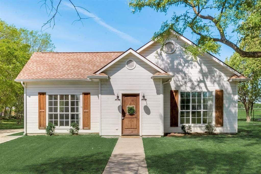 5893 Fm 1827 - Photo 1