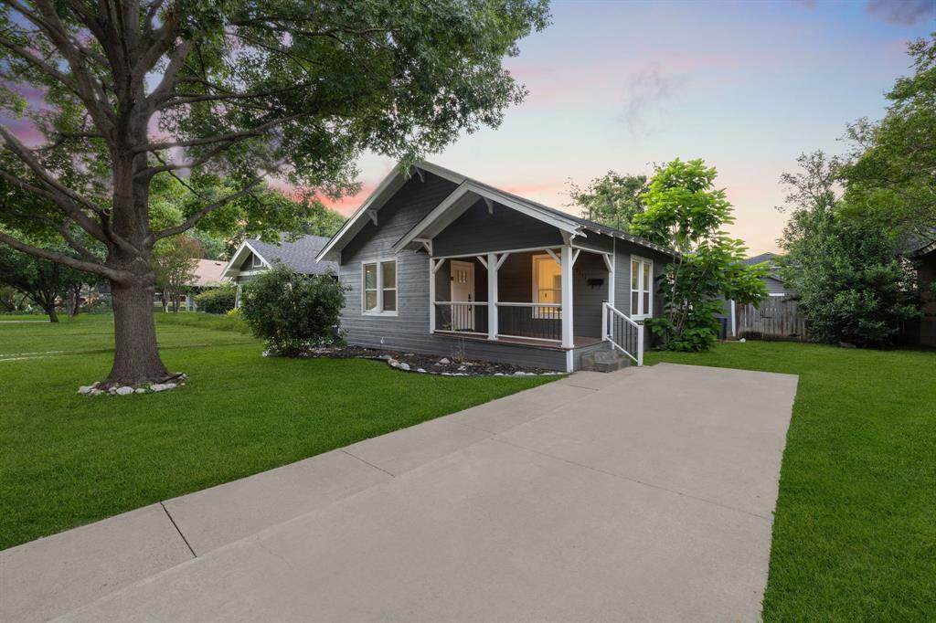 5311 Willis Avenue - Photo 1