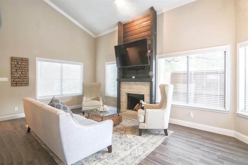 821 Dublin Drive - Photo 1