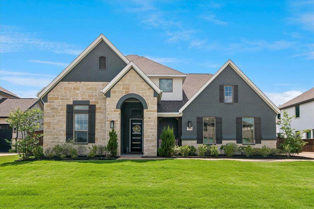 914 Paradise Lane - Photo 1