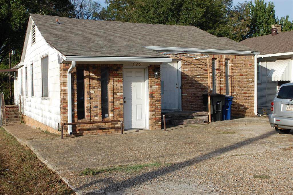 426 Kings Highway - Photo 1