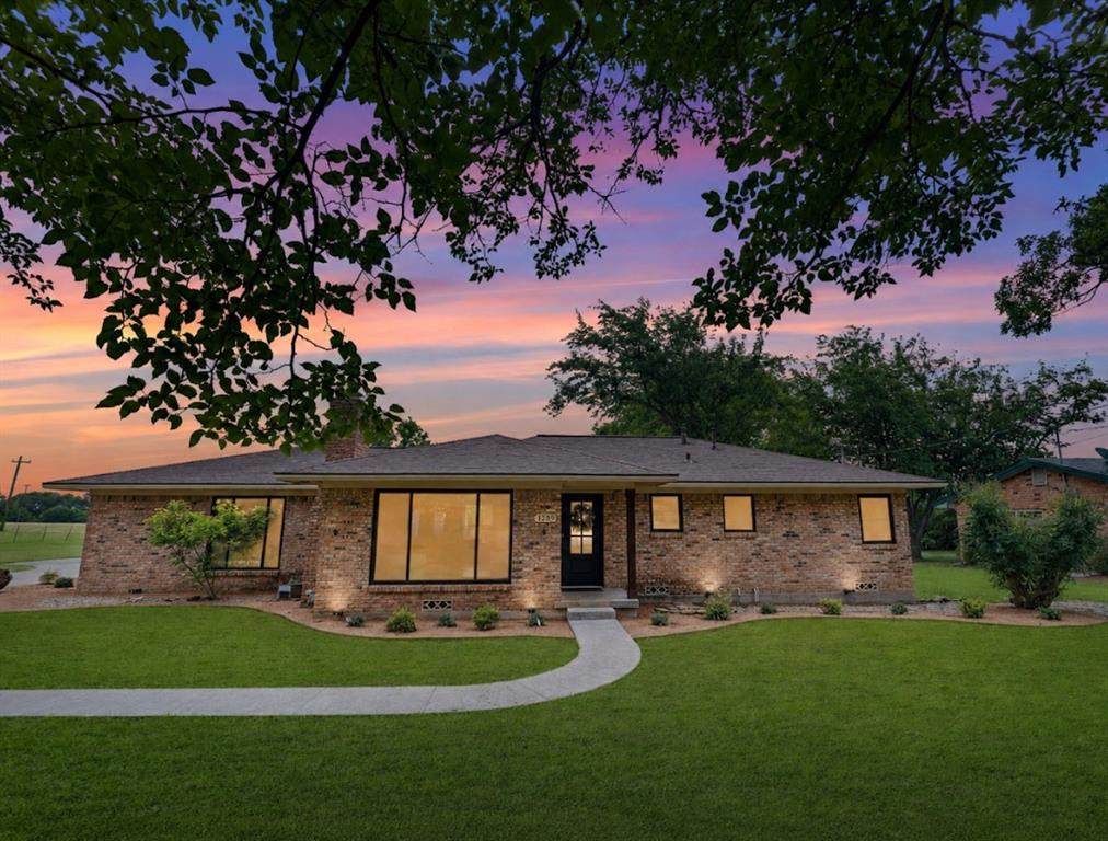 1289 Waco Street - Photo 1
