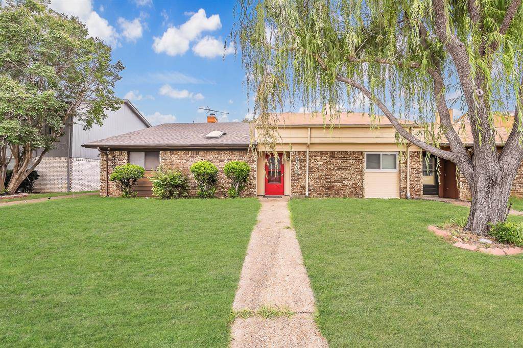 5003 Maryanna Way - Photo 1