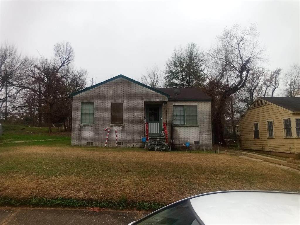 3227 Stonewall Street - Photo 1