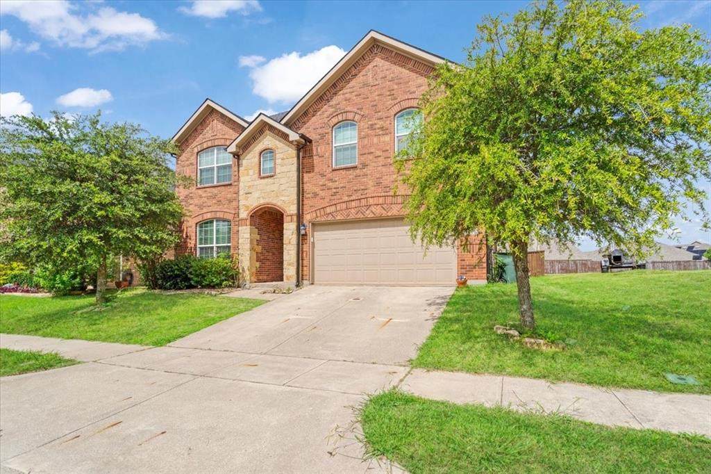 802 Swan Ridge Drive - Photo 1