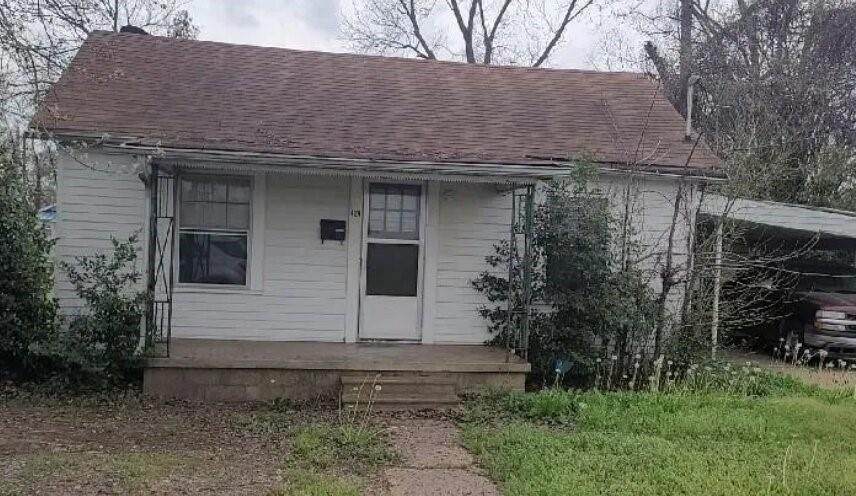 424 Berry Street - Photo 1