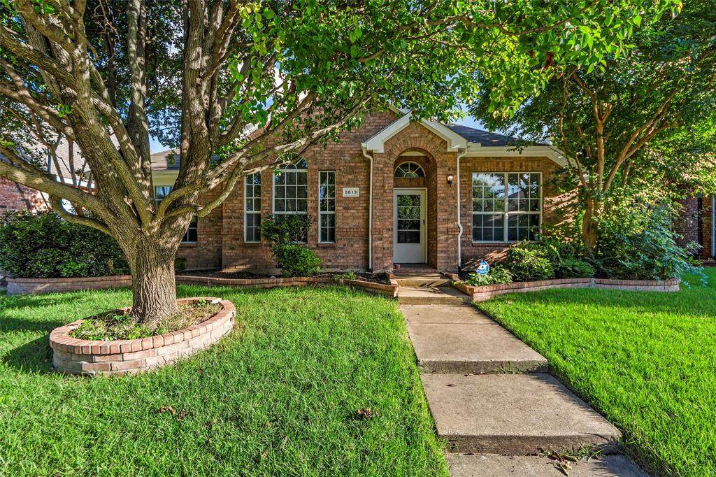 5813 Blue Spruce Lane - Photo 1