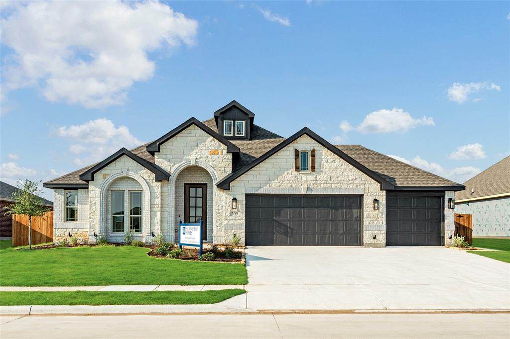 209 Saddletree Drive - Photo 1