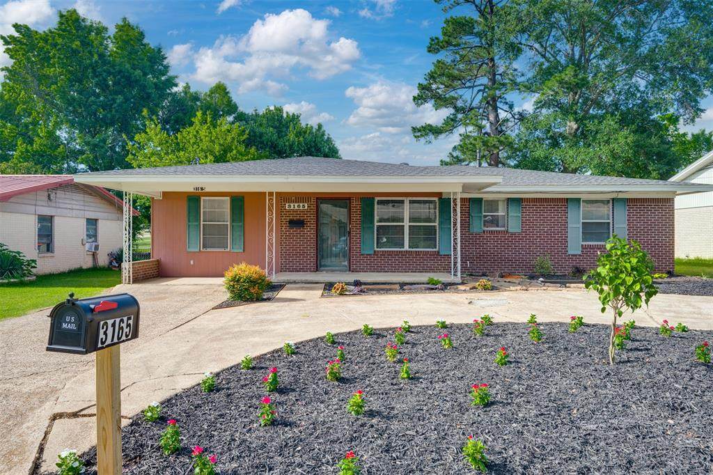 3165 Houston Street - Photo 1