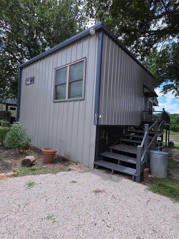 305 Chavez Trail - Photo 1