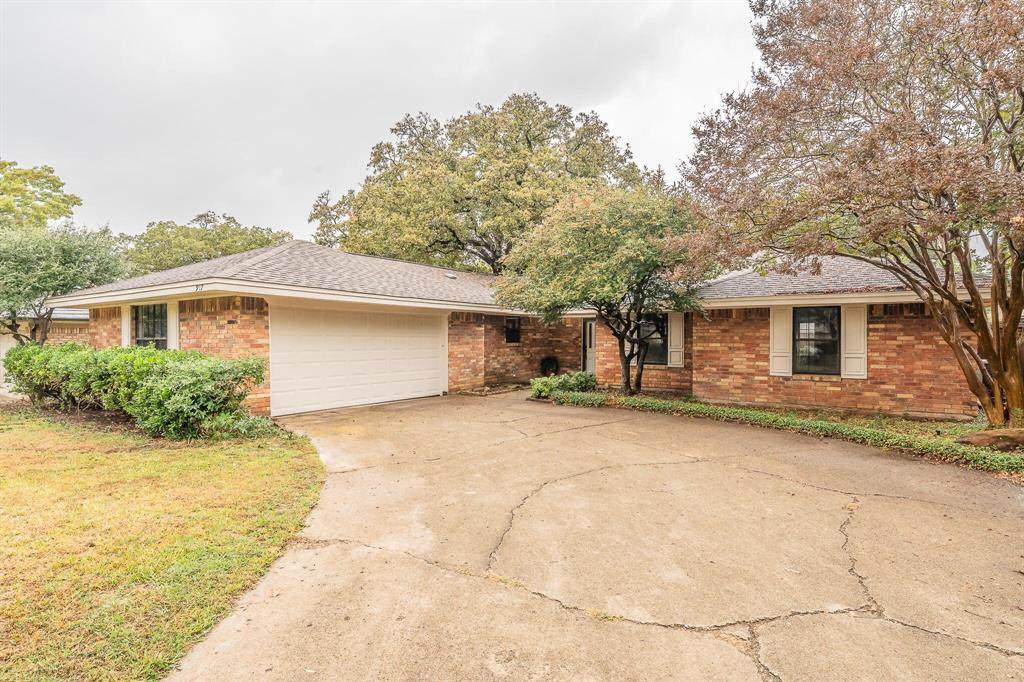 917 Bucknell Drive - Photo 1