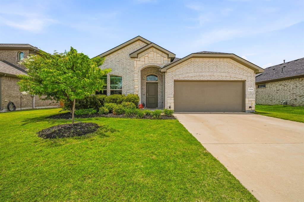 1106 Burlingame Drive - Photo 1