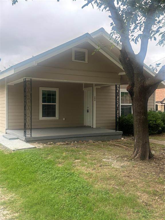 208 Washington Street - Photo 1