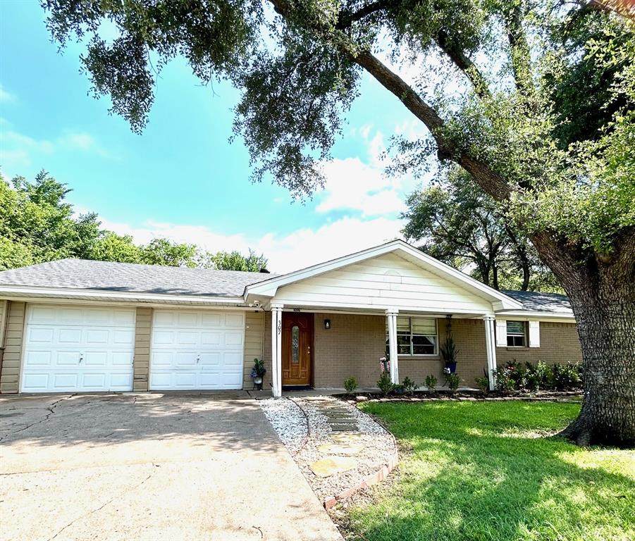 307 5th Street - Photo 1