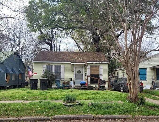 3029 Desoto Street - Photo 1