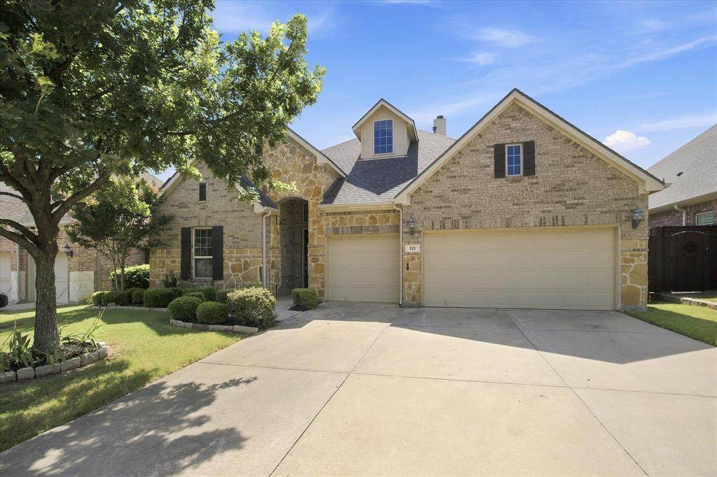 121 Oakwood Lane - Photo 1