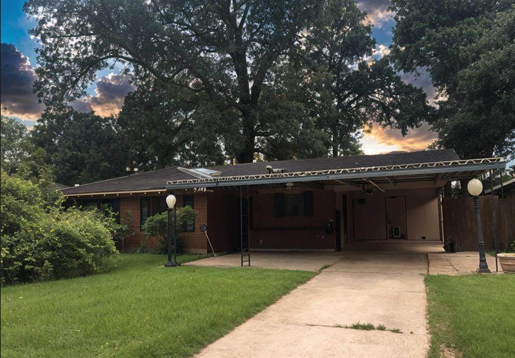 813 Camilla Drive - Photo 1