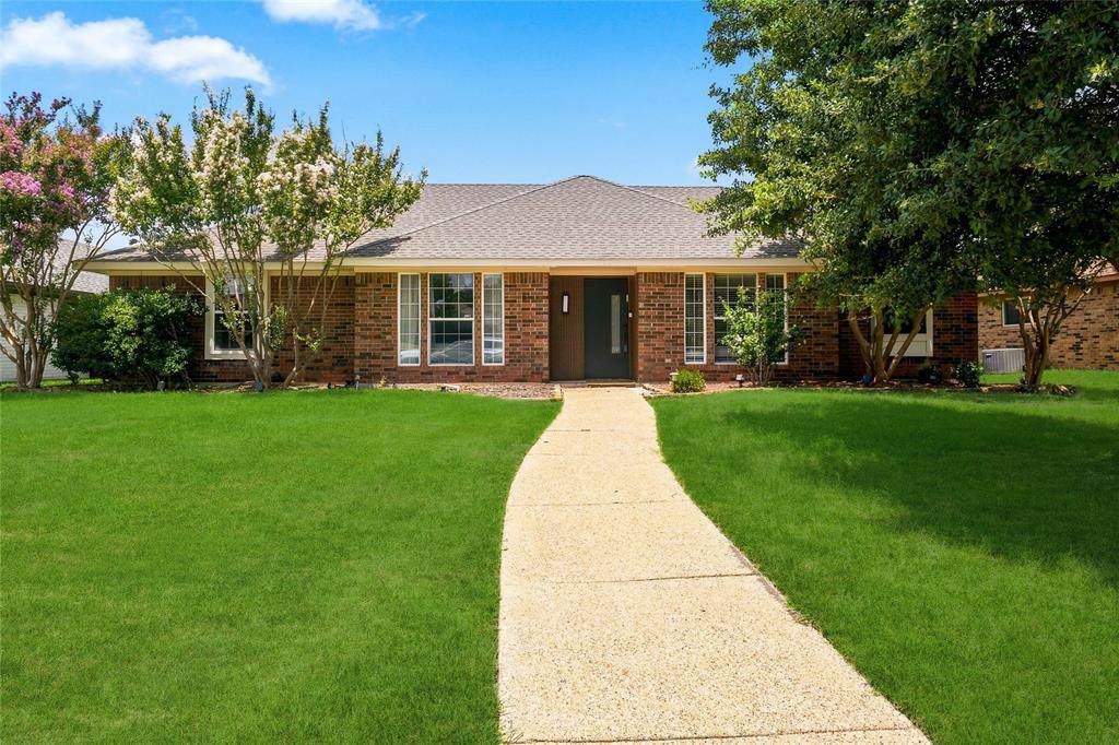 311 Sycamore Creek Road - Photo 1