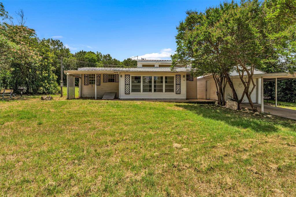116 Kennedy - Photo 1