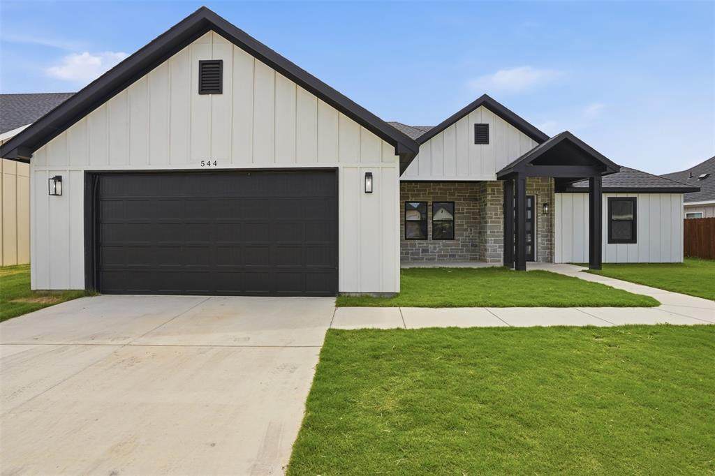544 Highview Court - Photo 1
