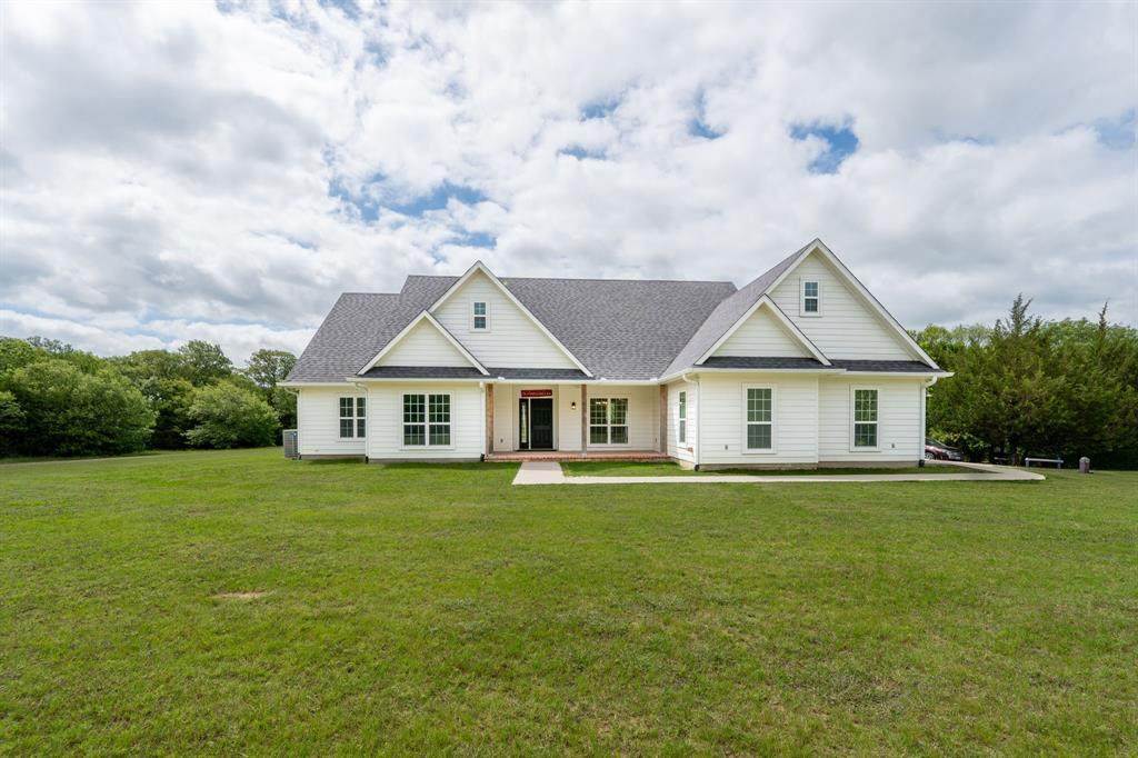 38 Jubilee Farm Road - Photo 1