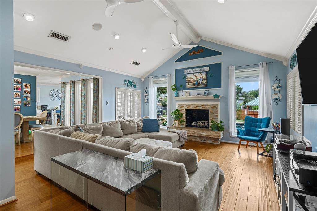 https://bt-photos.global.ssl.fastly.net/ntreis/orig_boomver_1_21303428-2.jpg