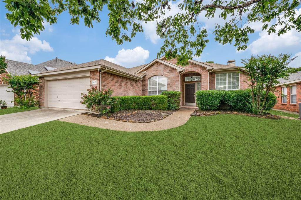 1617 Redwood Drive - Photo 1