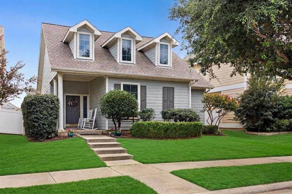 10236 Franklin Drive - Photo 1