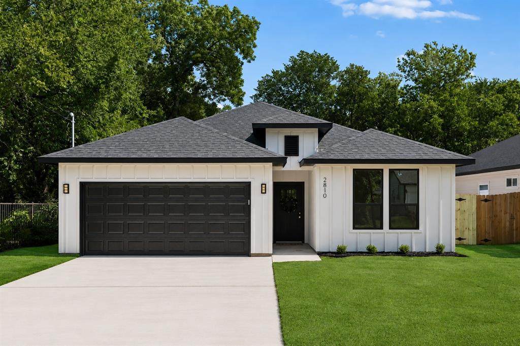 2810 Gillespie Street - Photo 1