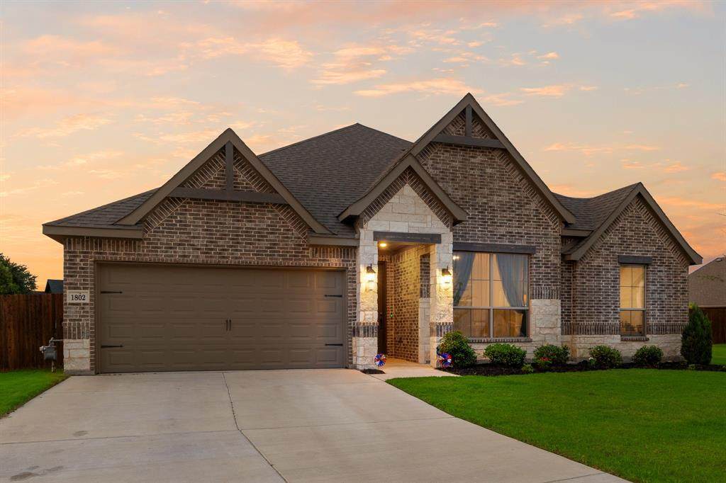 1802 Golden Meadow Court - Photo 1