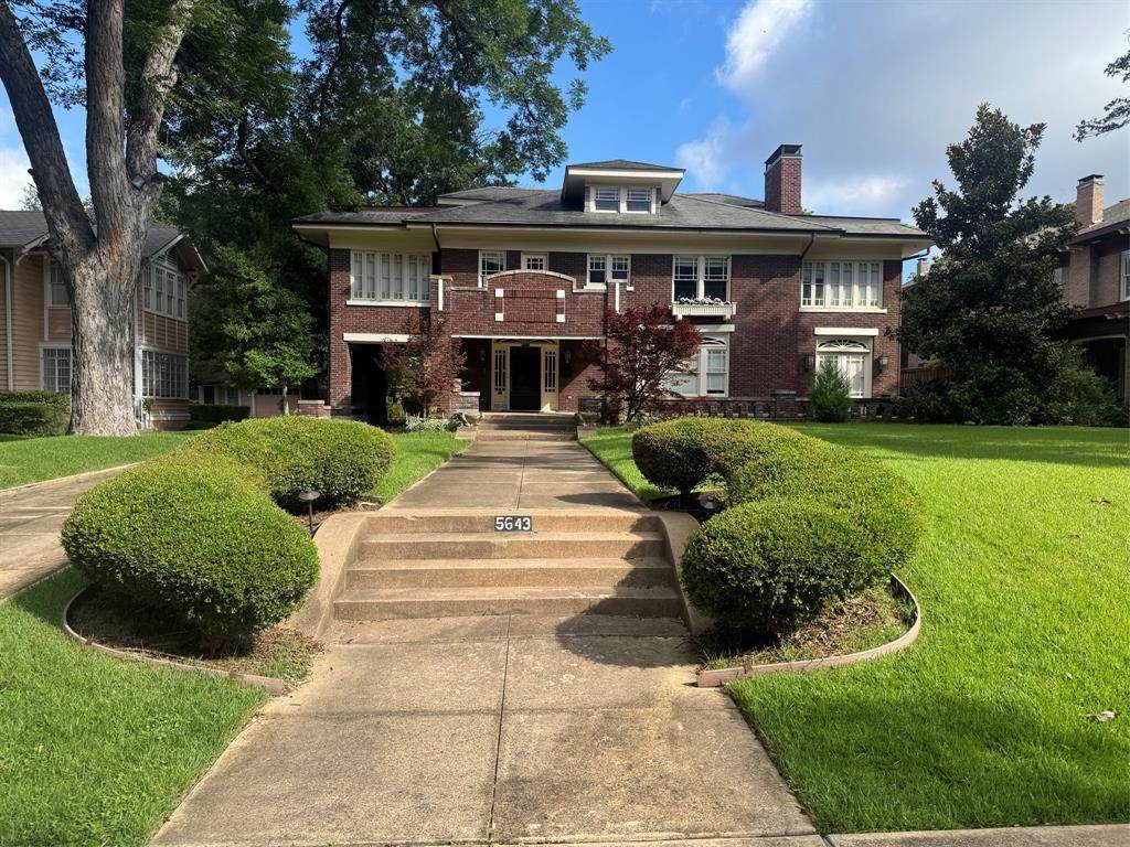 5643 Swiss Avenue - Photo 1