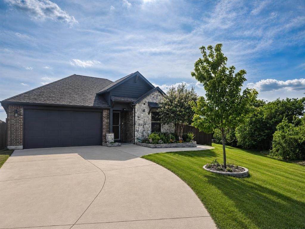 3308 Highgate Court - Photo 1