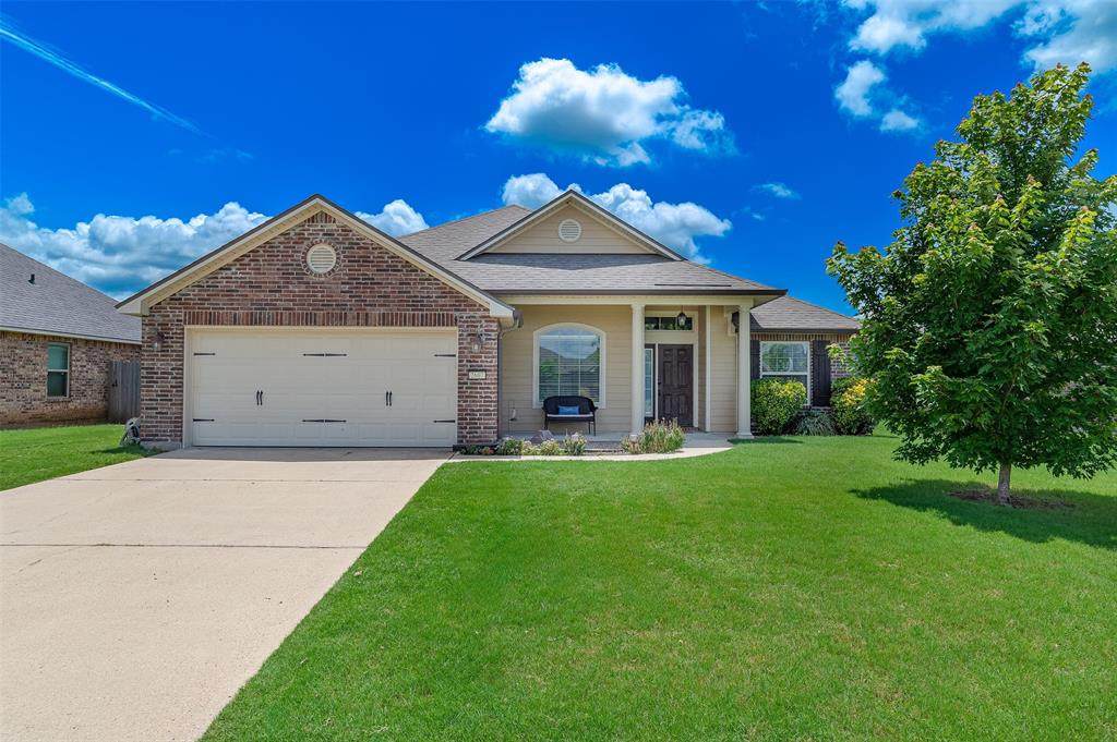 2607 Switchgrass Drive - Photo 1