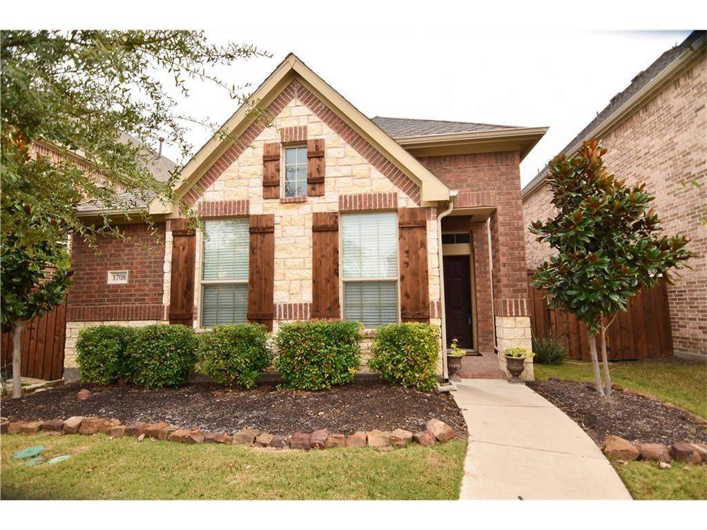 1708 Estacado Drive - Photo 1