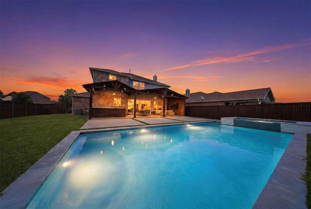 624 Smokebrush Street - Photo 1
