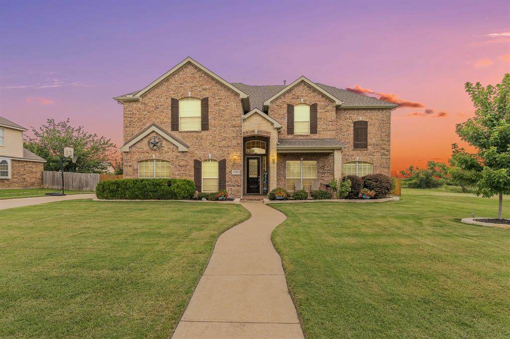 1424 Bassett Hound Drive - Photo 1