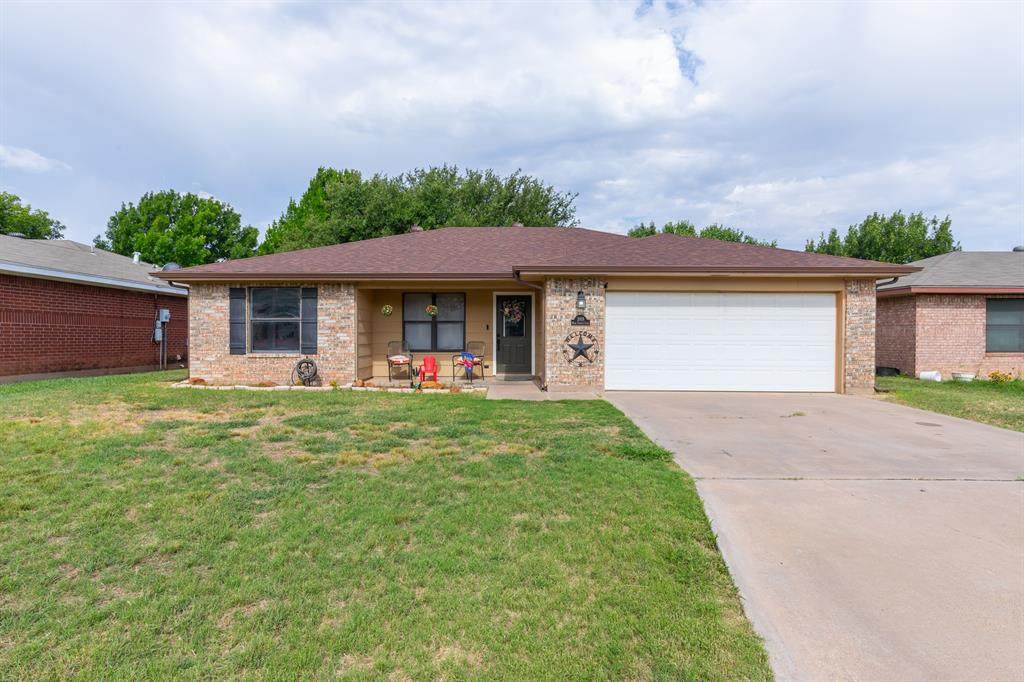 3818 Wake Forest Lane - Photo 1